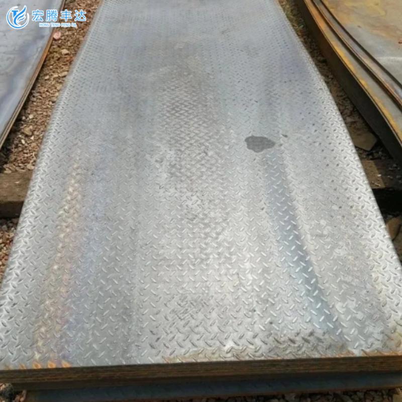 Q235B Q345 Q215 Checkered Steel Plate SS400 SPHC Carbon Steel Sheet Hot Rolled