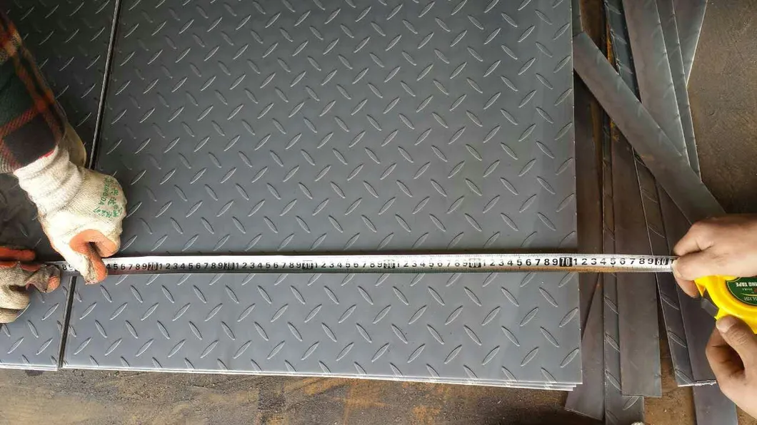 EN10155 SUMIHARD Q235B Q345B Q355NH Galvanized Checkered Plate For Floor 9
