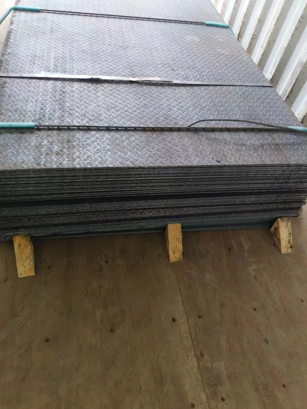 EN10155 SUMIHARD Q235B Q345B Q355NH Galvanized Checkered Plate For Floor 15