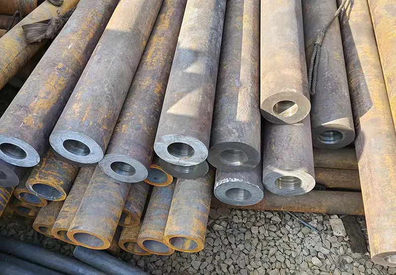 Q235 Seamless Square Steel Pipe Hot Rolled Carbon Steel Hollow Sections Tube 4