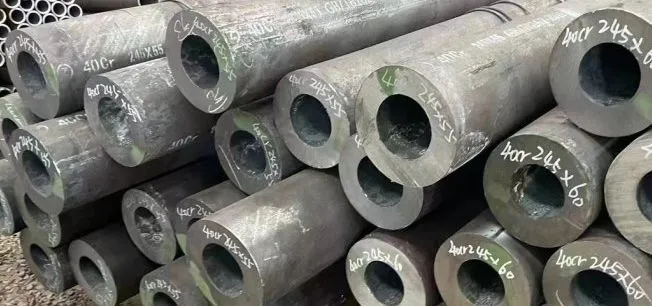 High Quality Carbon Steel Round Pipe Welded Cold Rolled Seamless Steel Pipe Round Tubes Steel Pipe 0